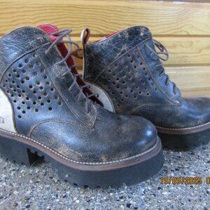Bed stu women's bootie size 9 1/2